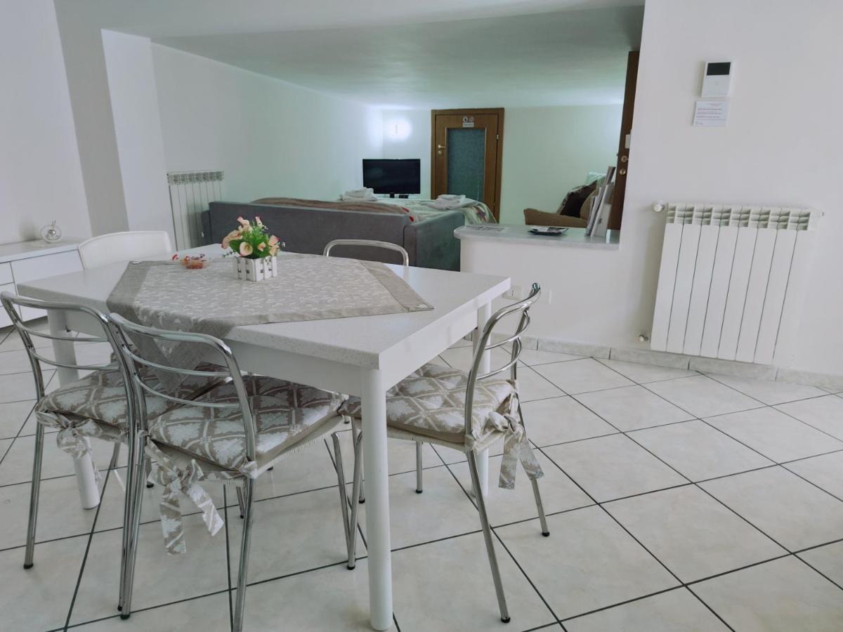 Apartamento House Da Mary Caserta Exterior foto